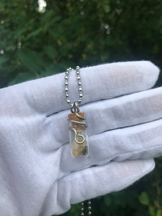 Moldavite & Citrine bottle